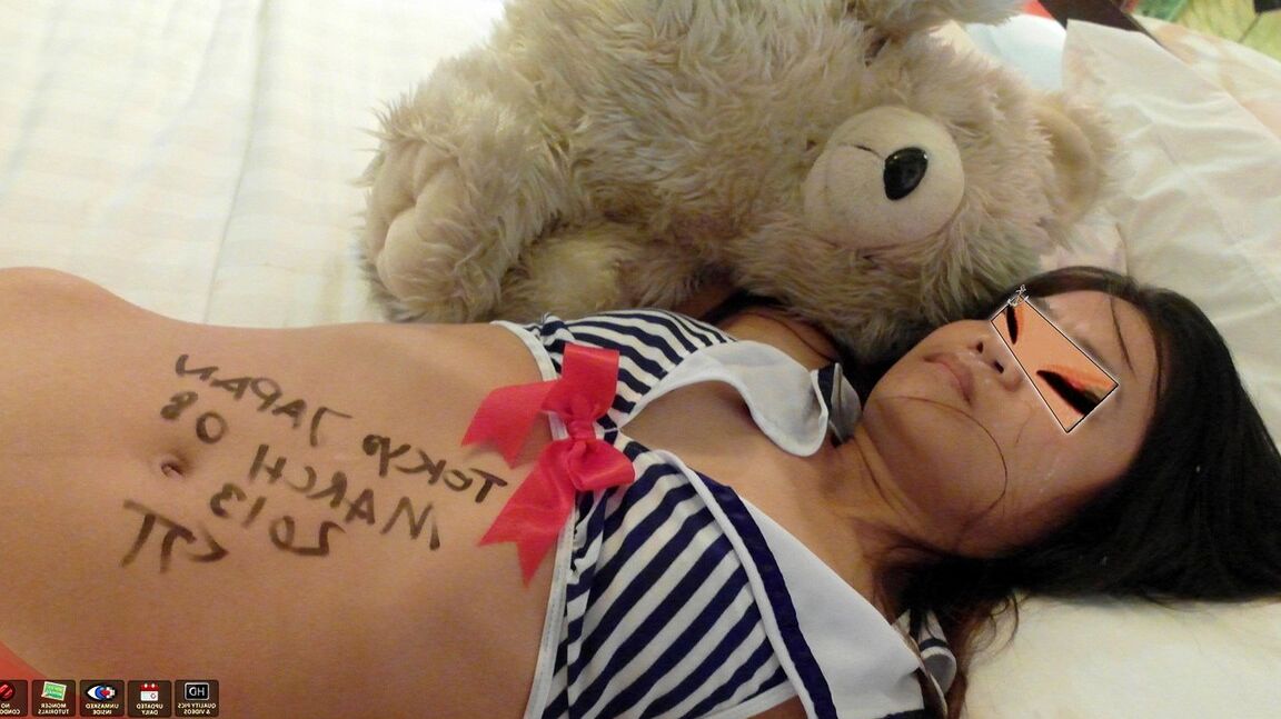 15P Uma típica vagabunda de Shibuya de 19 anos precisa de dinheiro para comprar roupas