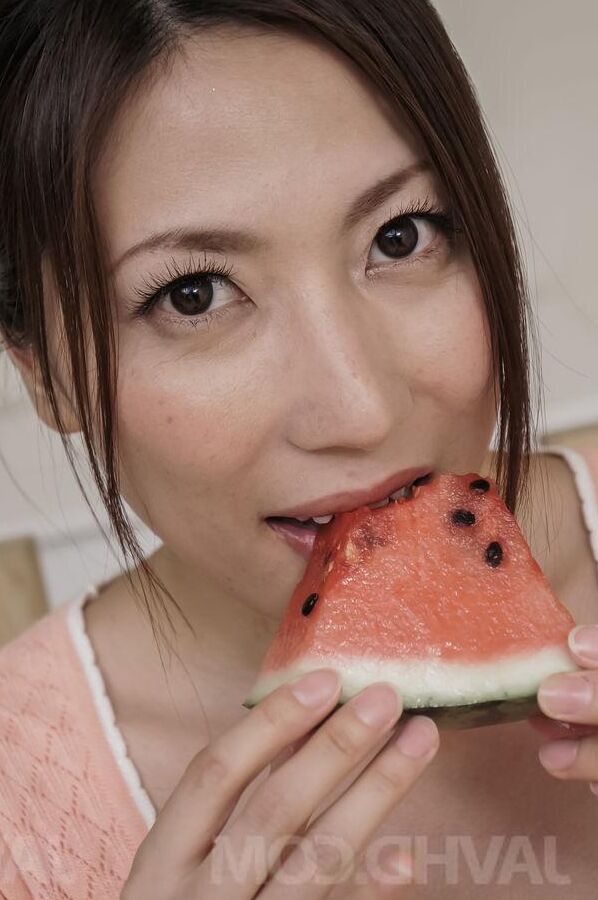 16P Mirei Yokoyama naughty doll eats water melons and enjoys penis