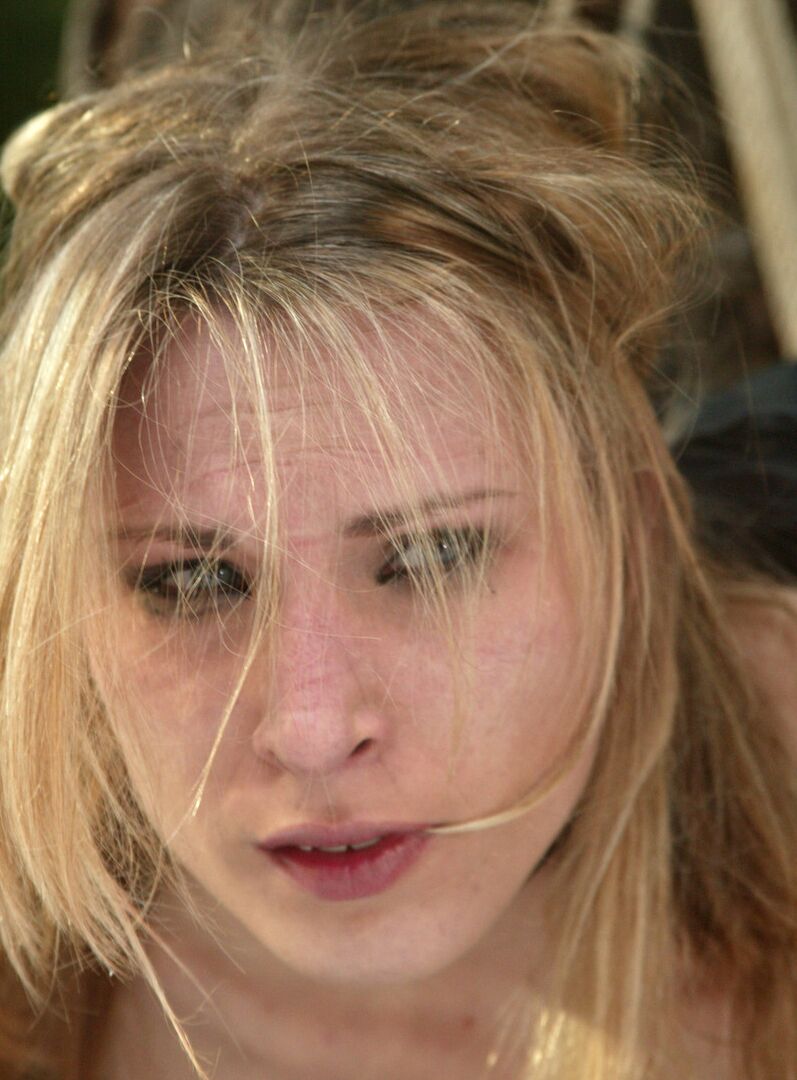 21P Buceta Wired Annie Cruz, Ariel X, Harmony, Princesa Donna Dolore