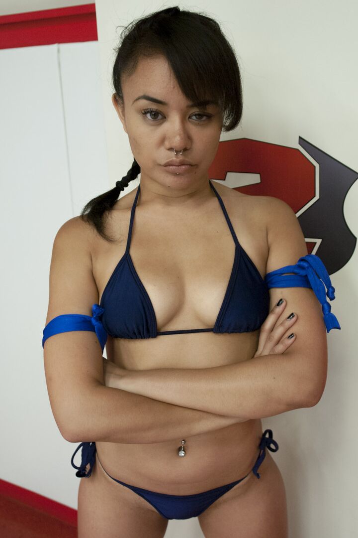 21P Ultimate Surrender Annie Cruz, Daisy Ducati, Lilith Luxe, Savannah Fox