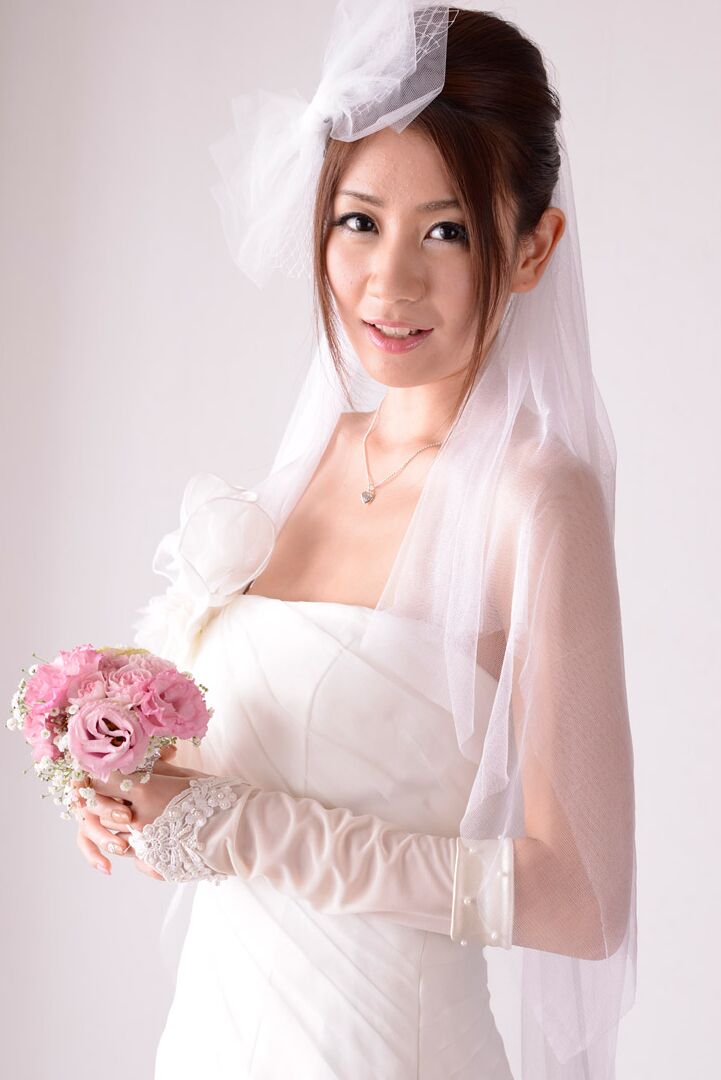 20P Japonesa recién casada Kaori Maeda penetrada brutalmente en el coño