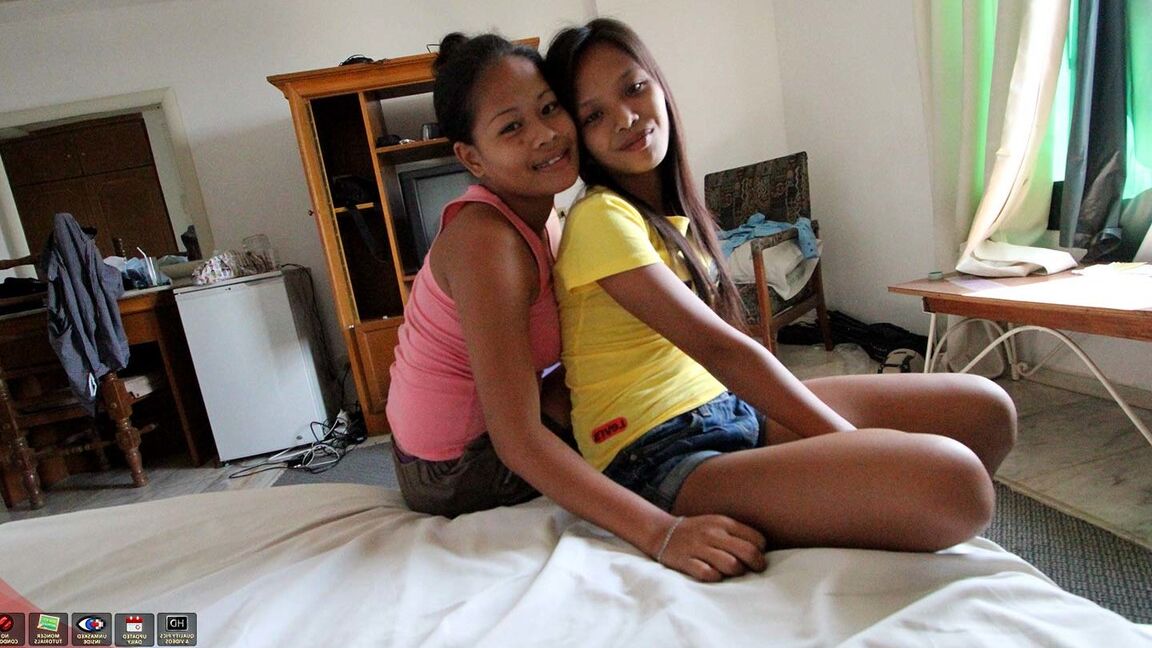 15P A tímida garota filipina é enganada por sua irmã mais velha para um turista sexual