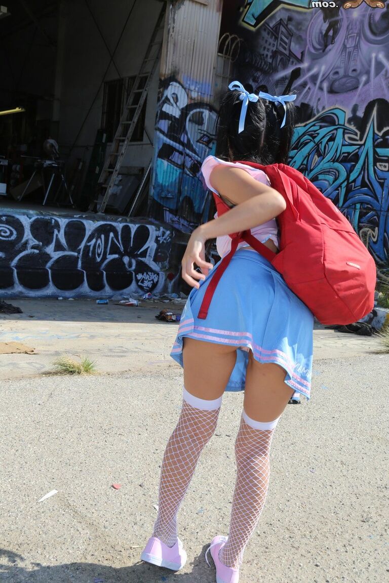 21P Incrível bukkake foda fest com a fantástica vagabunda asiática Marica Hase