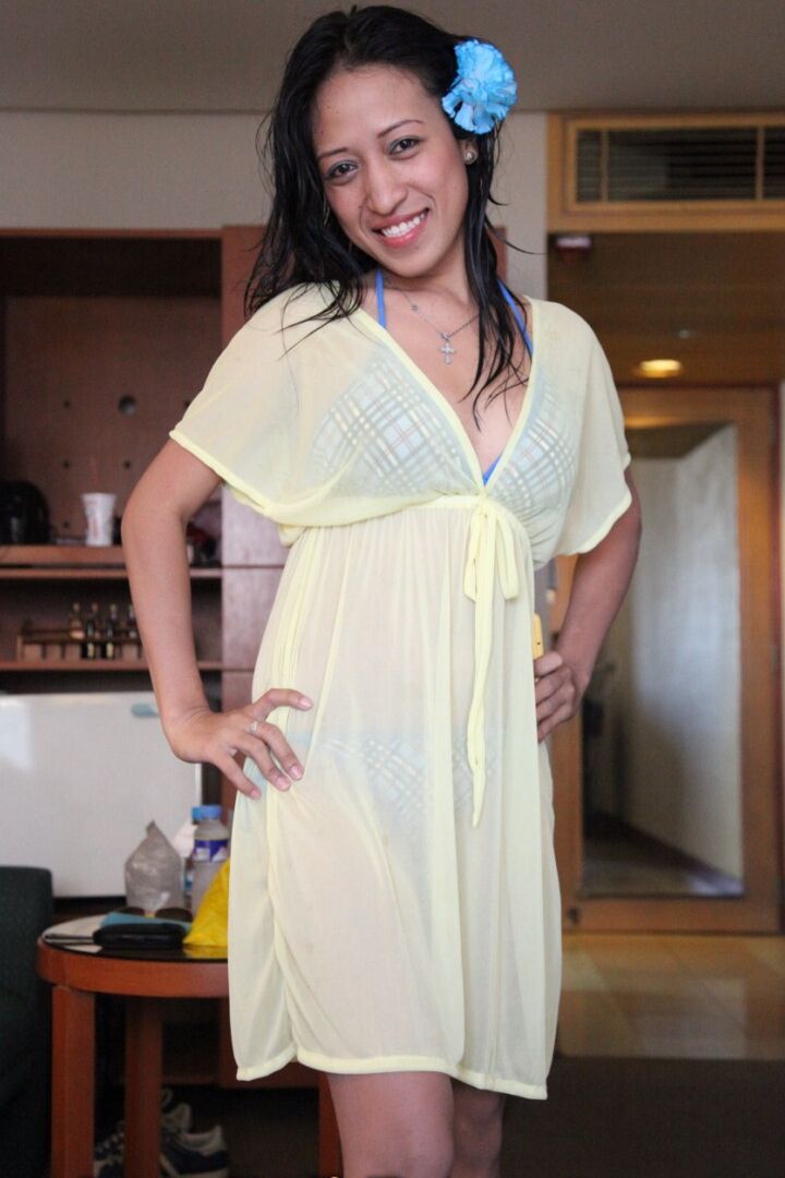 15P Filipina first timers Jill and Ashley share a lesbian kiss in the nude