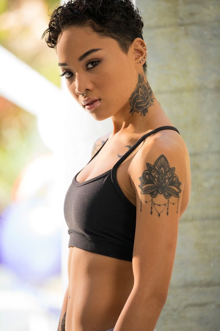 21P Strong babe Honey Gold stripping naked after training showing off tattoos