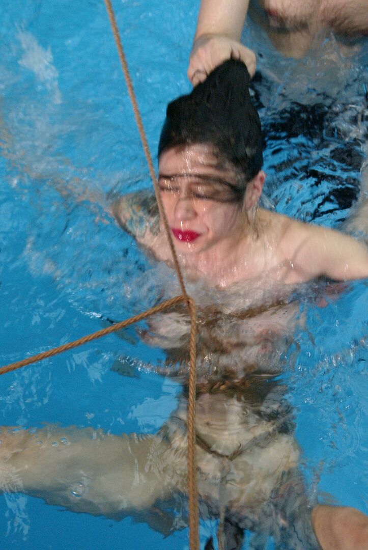 21P Sweet Asian sex slave June Mizuna gets toyed and abused in the pool