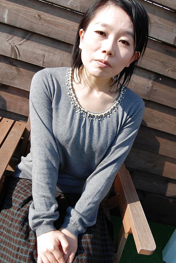 16P Sinnliche asiatische MILF Mami Osumi will entführt und hart gefickt werden
