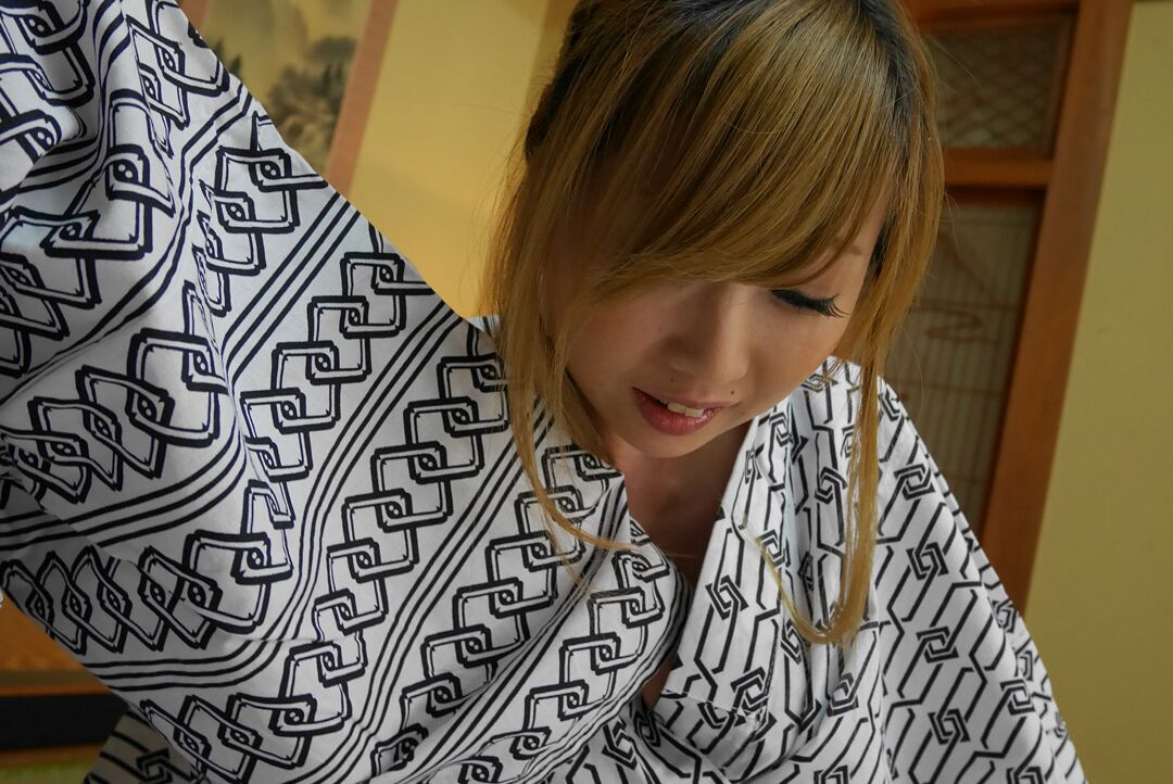 21P Small titted Japanese beauty Hinata Aizawa getting fucked at the spa