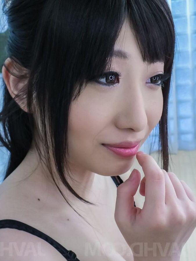 12P Arisa Nakano Asian bekommt Sperma lutschende Kronjuwelen und einen starken Penis