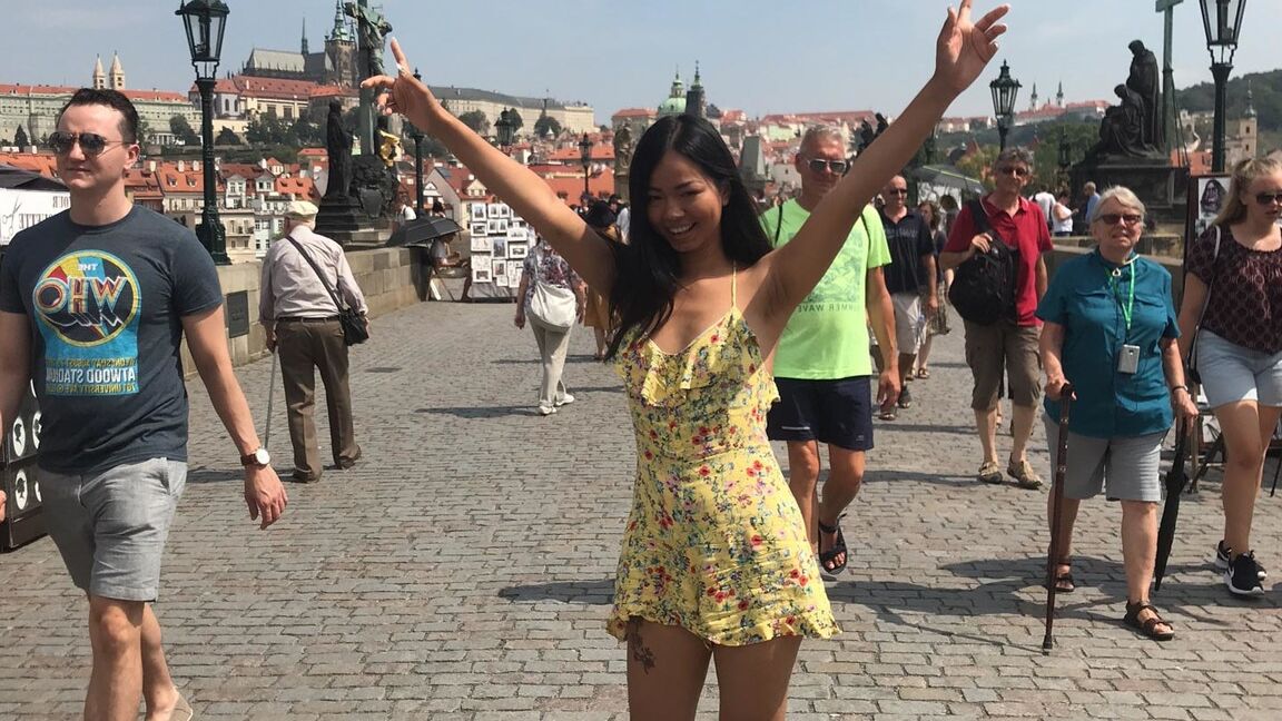 15P A amadora asiática Jureka Del Mar faz sexo POV depois de uma expedição turística