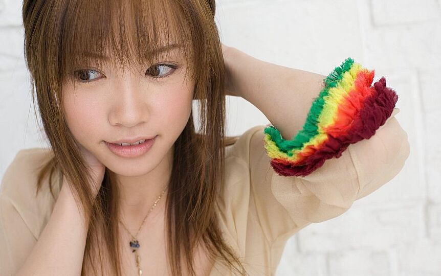 16P 日本の赤毛椎名麗華がシースルーのドレスで胸を露出