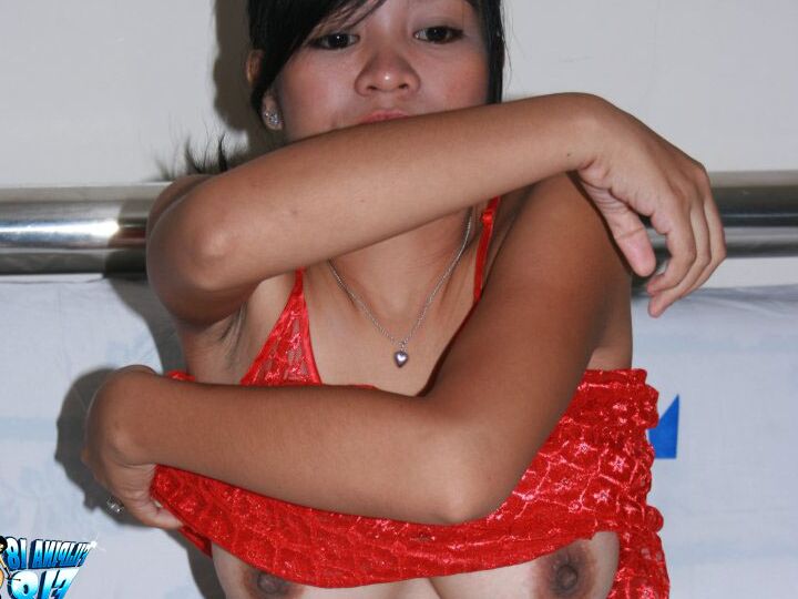 12P Philippine 18 Mamelons Brunette Ados