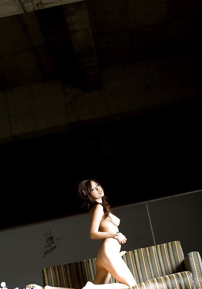 16P Hot asian bombshell Risa Kasumi showcasing her gorgeous curves