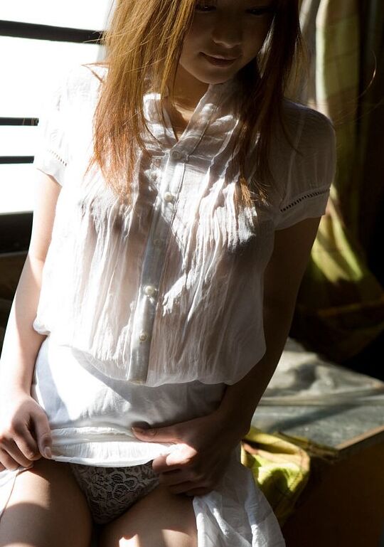 16P Hot Japanese teen Minor strikes great poses while modelling mostly naked