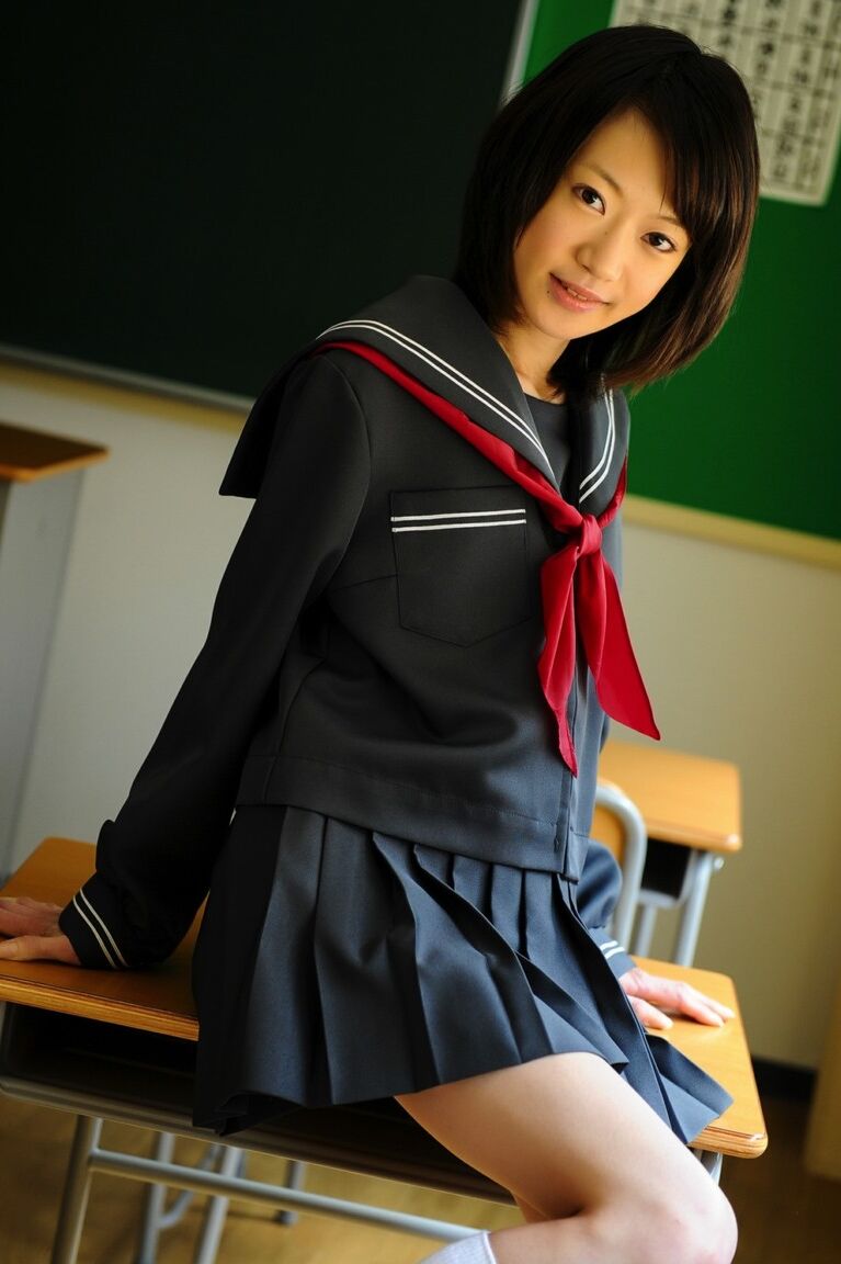 12P Barely legal Japanese student shows her bare knees in her school uniform