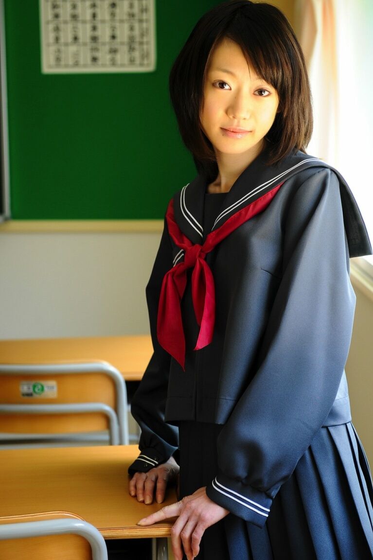 12P Barely legal Japanese student shows her bare knees in her school uniform