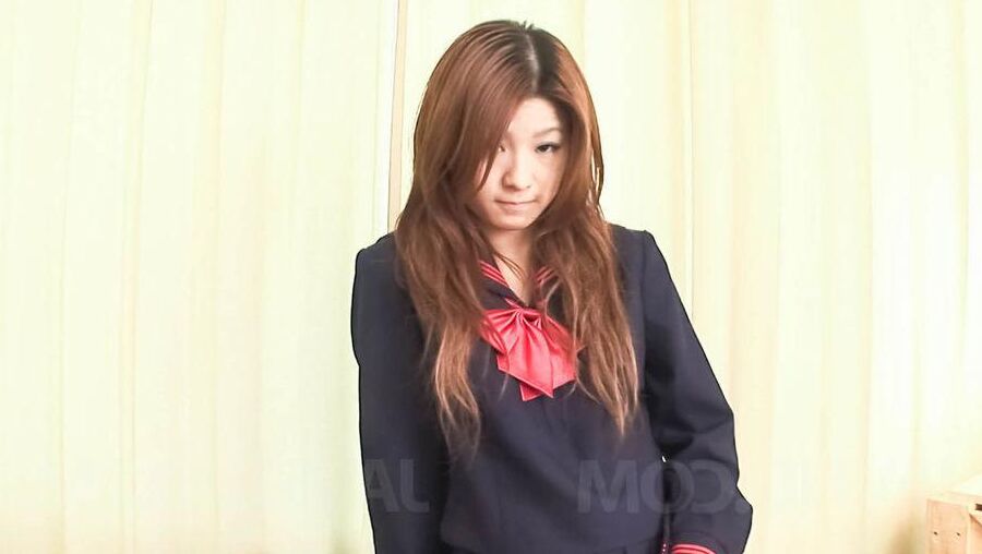 15P マヤアジア人人形がパンティを脱いで鏡に映るおまんこをこする