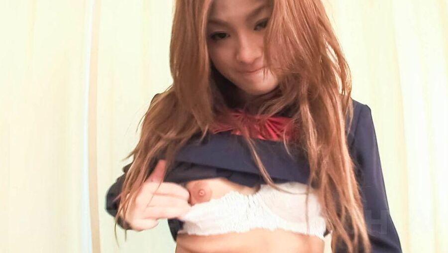 15P マヤアジア人人形がパンティを脱いで鏡に映るおまんこをこする