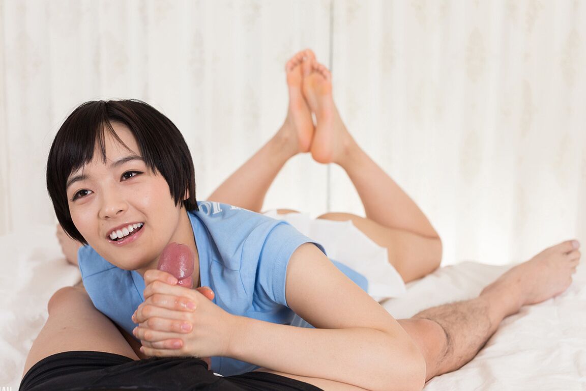 16P Japanese chick flashes her panties and twat before giving a handjob