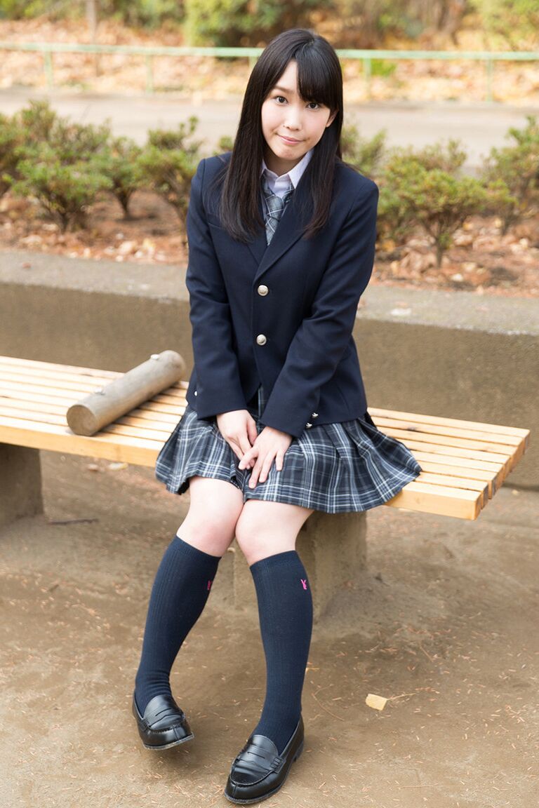 16P Sweet Japanese schoolgirl pulls down panties showing bare ass in the library