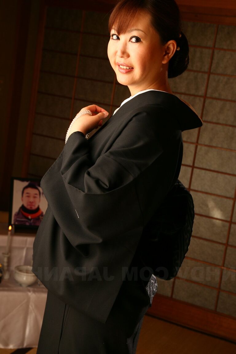 15P Japanese redhead Waka Kano kisses her man after he plays with her breasts