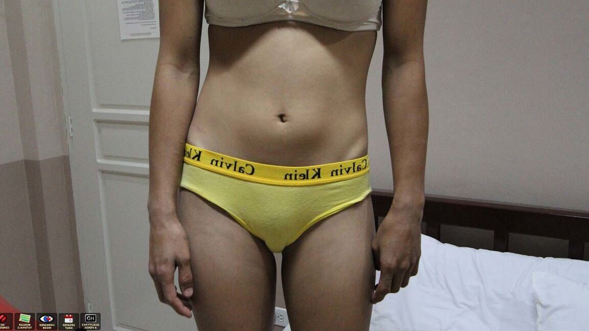 15P Mulher filipina mostra seus peitos grandes antes do sexo POV com um Farang
