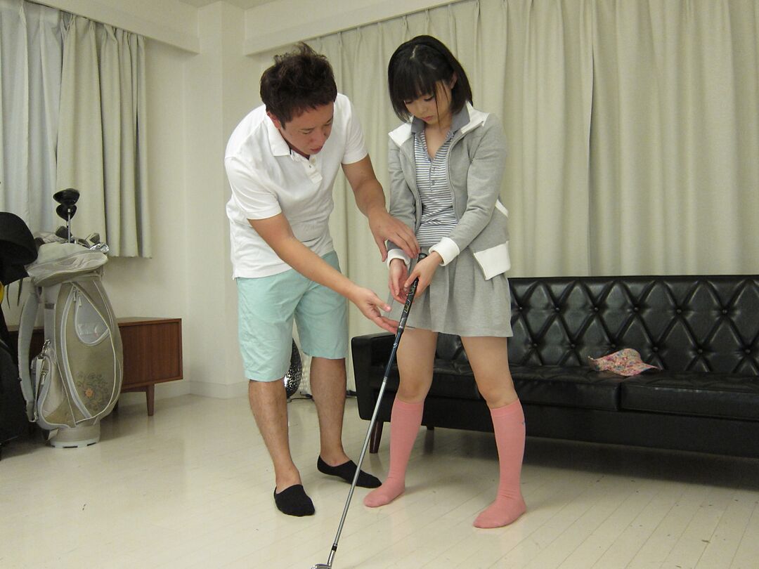 21P A golfista asiática gostosa Tomoyo Isumi transando com seu treinador