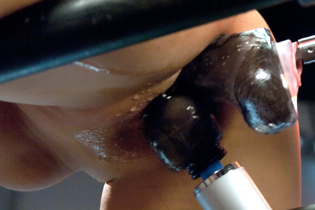 21P Fucking Machines Baylee Lee