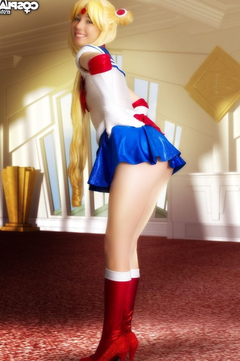 12P Cosplay Erótico Sailor Moon cosplay nu
