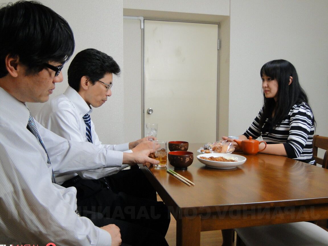 15P Japanese wife Risa Kurokawa has sexual relations in front of her cuckold hubby
