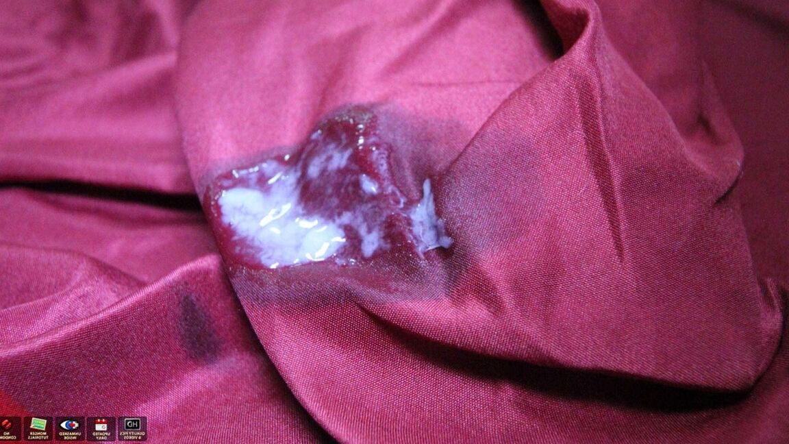 15P Pequenas meninas Asiáticas chupam pau