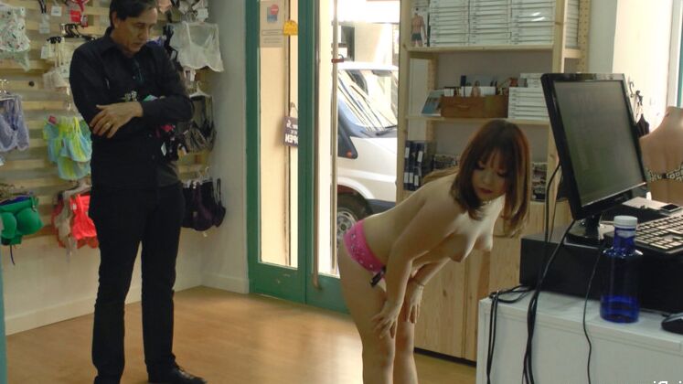 15P Mitsuki Sweet is back on Public Disgrace and ready to serve Steve Holmes and