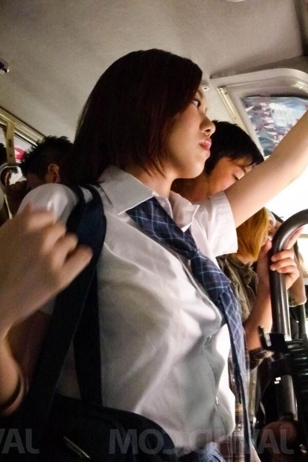 15P Yuna Satsuki Asian is touched all over and sucks tools in the bus