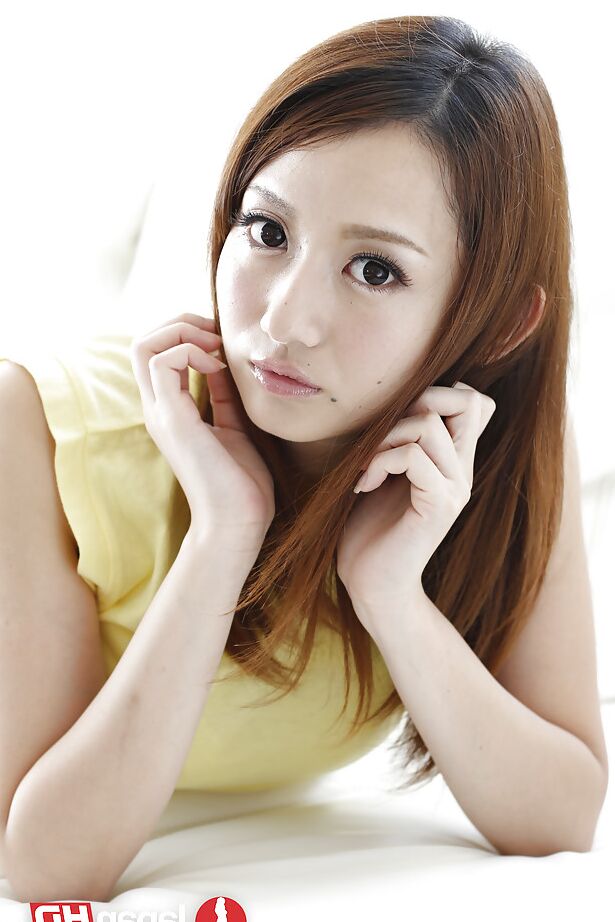 16P garota solo japonesa Reon Otawa revelando todos os seios adolescentes naturais