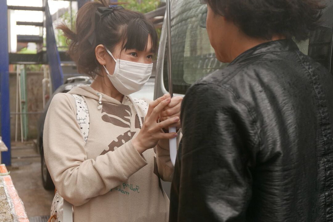 21P 日本人美女碧しのが友達の前で破壊され中出しされる