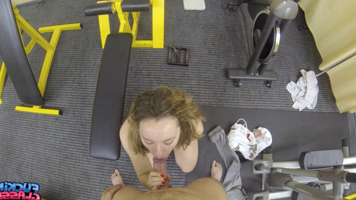 12P Fucking Glasses Fucking practice in a gym