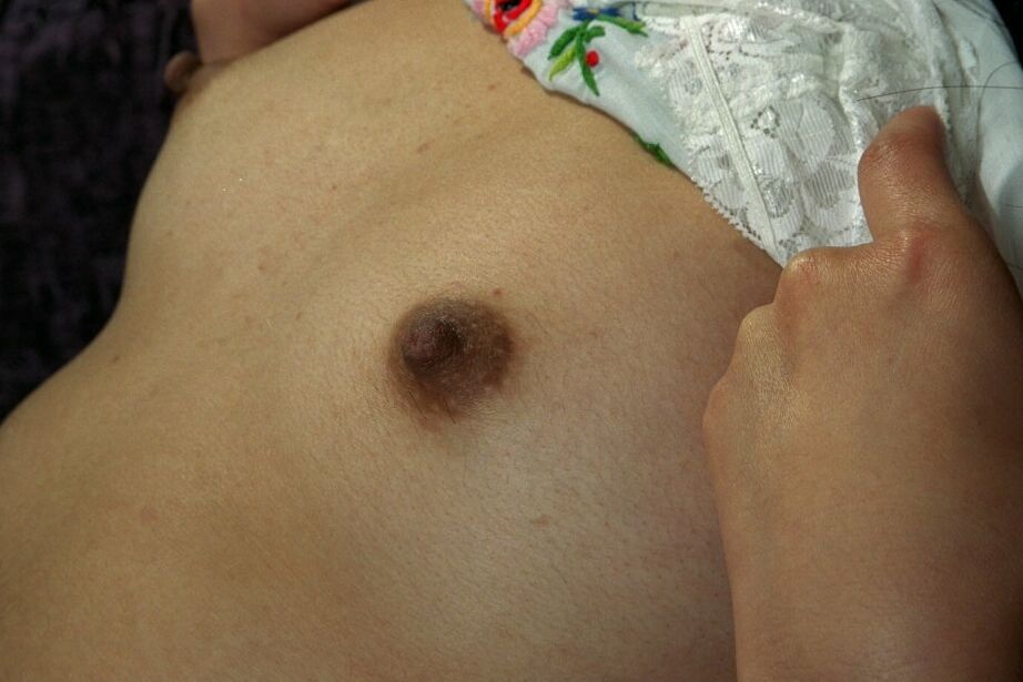 16P Asian first timer Ivy removing lace panties to spread hairy vagina