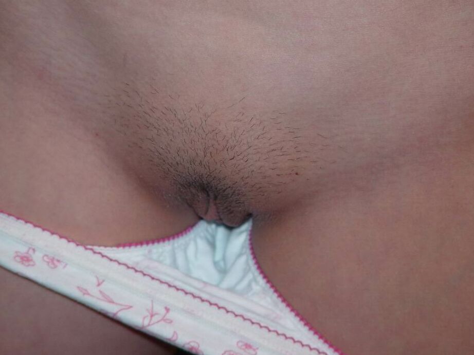 16P Beauty modelo asiático amador China está acariciando seu agarramento preciso