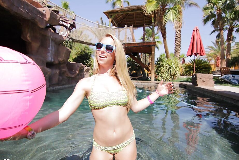 16P Teen babe with tight ass Taylor Whyte enjoys anal gape in pool