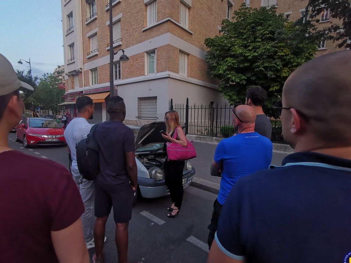 21P A vagabunda madura Louise Du Lac termina um gangbang interracial selvagem com tratamento facial
