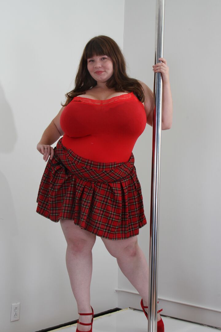 16P スケール Bustin Babes Lexxxi Lux