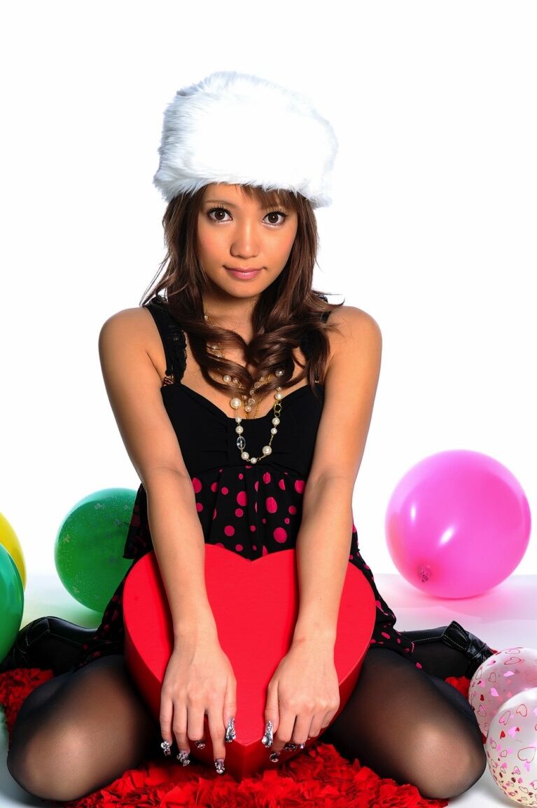 12P Super cute photoshoot with an Asian sweetheart