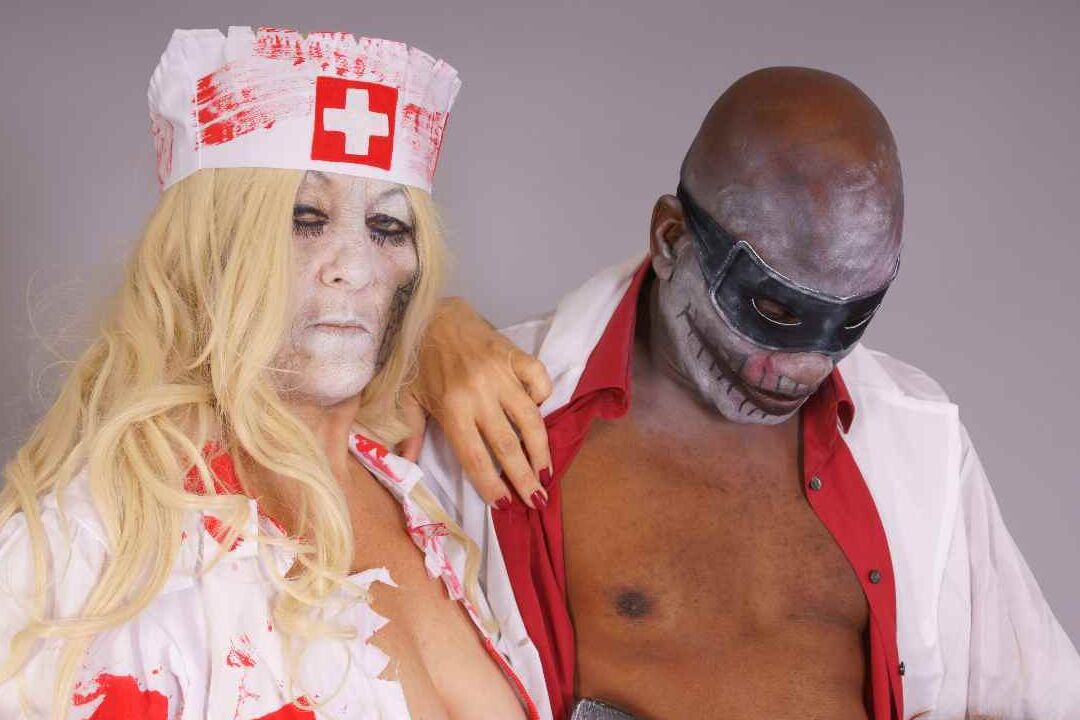 20P UK amateur Lexie Cummings and girlfriends blow a black man during cosplay play