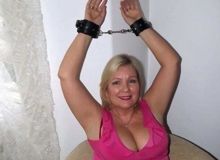 16P Older blonde with big boobs finds herself cuffed, blindfolded and tied up too