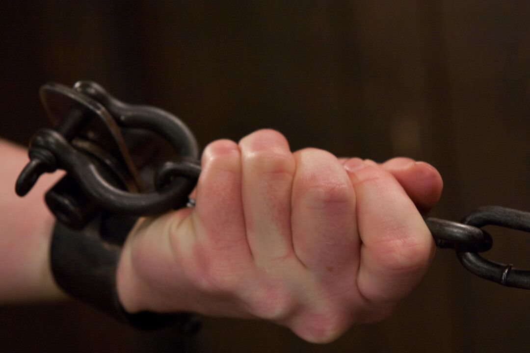 Dispositivo 21P Bondage Kylie Irlanda