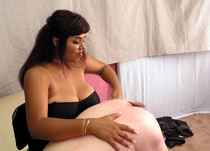 15P Les femmes qui punissent traitées comme un chien