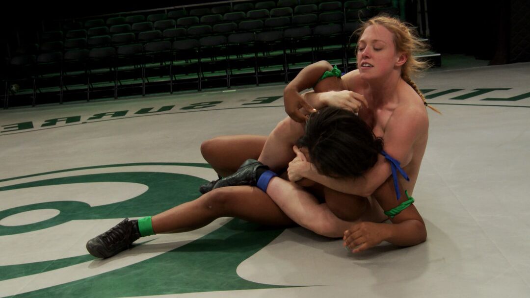 21P Ultimate Surrender Dee Williams, Yasmine Loven
