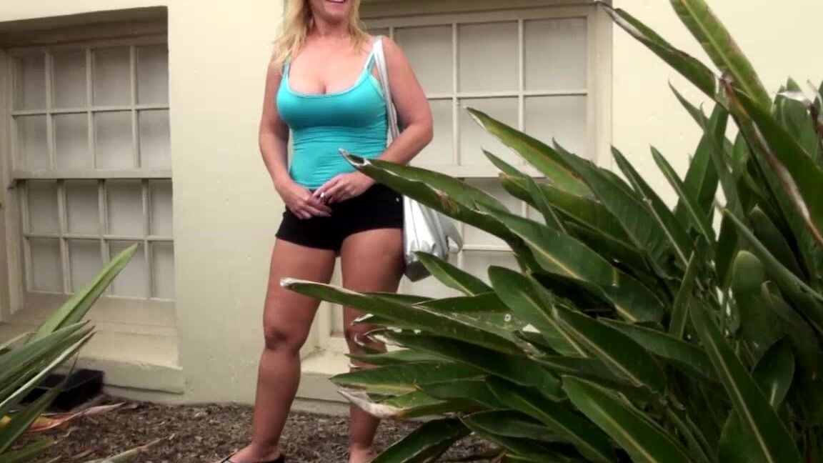 17P Overweight blonde Dee Siren pisses behind a building before sex in public