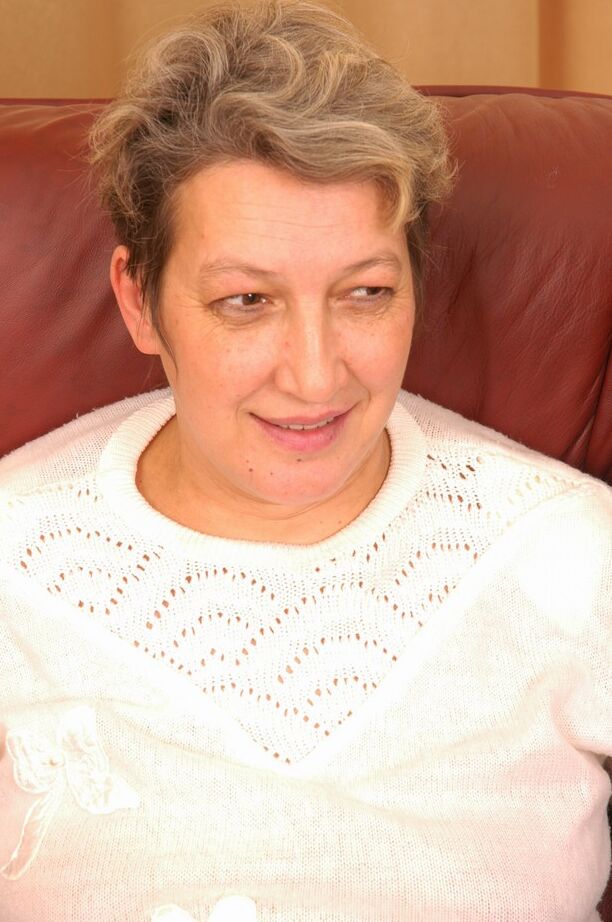 21P Chubby granny Inga gives a blowjob before getting rammed in a threesome