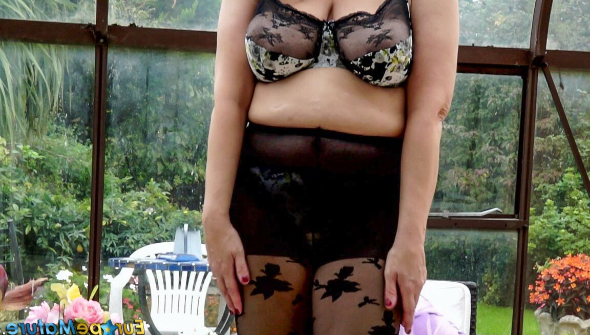 21P Big boobed granny EvaN strips and moans while toying her fat vagina